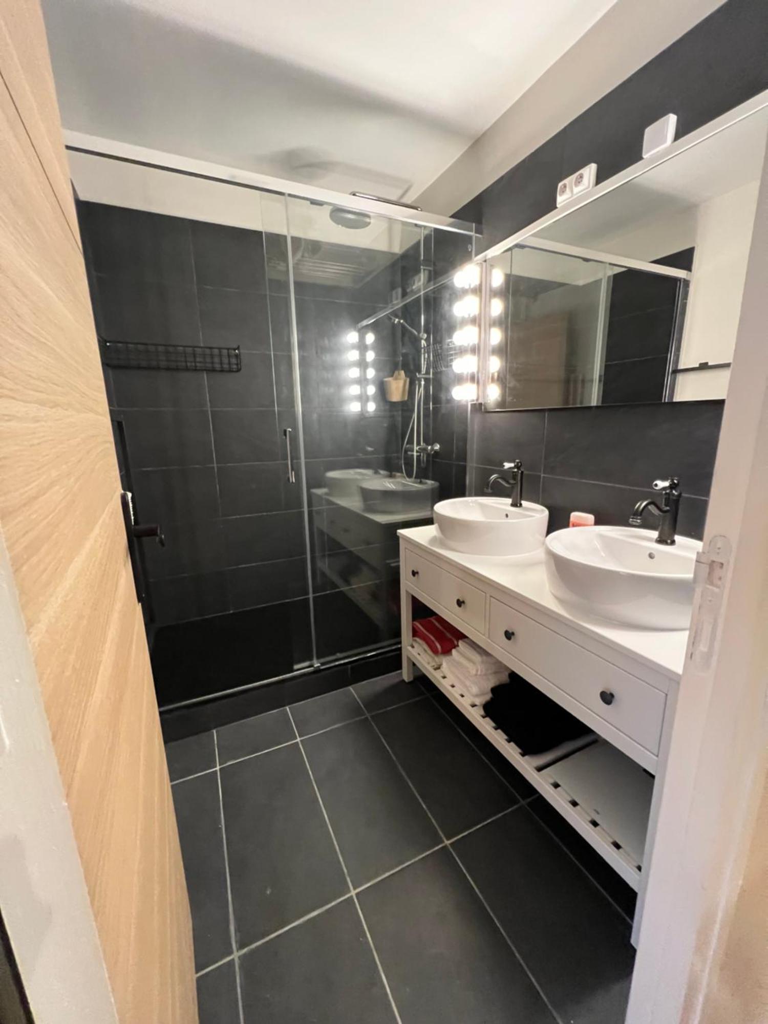 Apartment Parisnicostay - Cosy 4 Bedrooms Flat Seine River エクステリア 写真